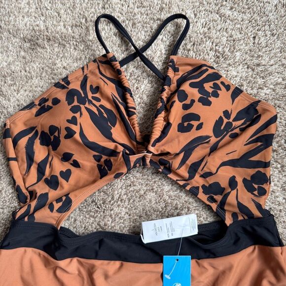 Cupshe Leopard Print one piece cutout Brown & Black Cheeky Swimsuit size Large - Picture 3 of 6